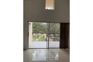 6276 NW 186th St 310, Hialeah, FL 33015 - MLS#F10537768