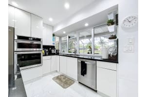 2171 NW 87th Ave, Sunrise, FL 33322 Sold 12/10/25