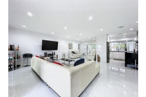 2171 NW 87th Ave, Sunrise, FL 33322 Sold 12/10/25