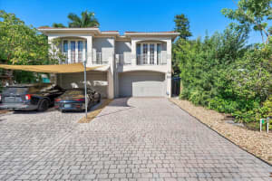 837 SW 11 Ct, Fort Lauderdale, FL 33315 - MLS#F10537790