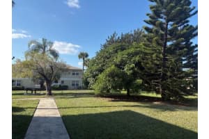 1560 Se Royal Green Cir S 103, Port Saint Lucie