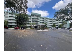 802 Cypress Grove Lane, Pompano Beach, FL 33069 - MLS#F10537830