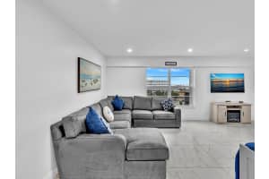 5100 Dupont Blvd 8G, Fort Lauderdale, FL 33308 - MLS#F10537836