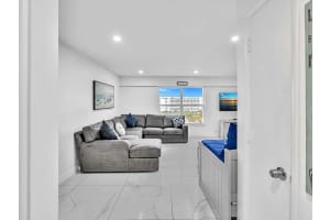 5100 Dupont Blvd 8G, Fort Lauderdale, FL 33308 - MLS#F10537836