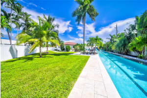 250 NE 27th Ct, Boca Raton, FL 33431 - MLS#F10537903