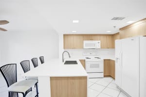 9470 Tangerine Pl 404, Davie, FL 33324 - MLS#F10537909