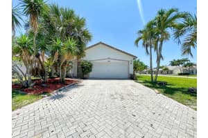 1640 Carriage Brooke Dr, Wellington, FL 33414 - MLS#F10537912