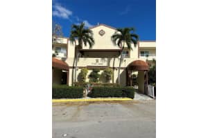 7214 S Devon Drive 211, Tamarac