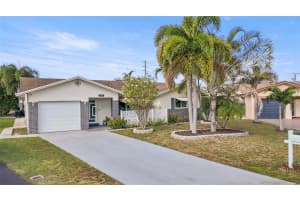 7013 Nw 99th Way, Tamarac