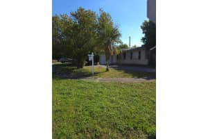 9370 NW 25th Ct, Sunrise, FL 33322 - MLS#F10538070