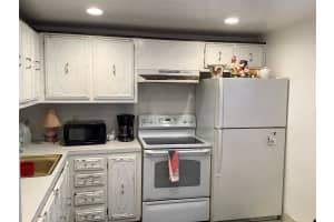 2300 NE 1st Ln 107, Boynton Beach, FL 33435 - MLS#F10538082