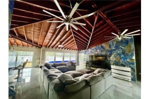 720 NE 28th Ave, Pompano Beach, FL 33062 - MLS#F10538098