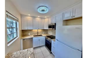 417 Mansfield J 417, Boca Raton