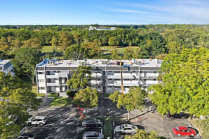 8341 Sands Point Boulevard, Tamarac, FL 33321 - MLS#F10538120