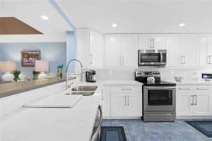 630 20th Lane, Boynton Beach, FL 33435 - MLS#F10538168