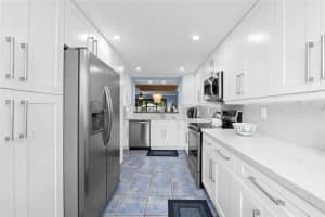 630 20th Lane, Boynton Beach, FL 33435 - MLS#F10538168