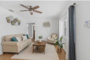 31 SE Miami Gardens Rd, West Park, FL 33023 - MLS#F10538174