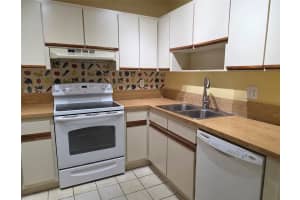 817 SE 12th Ct 1, Fort Lauderdale, FL 33316 - MLS#F10538194