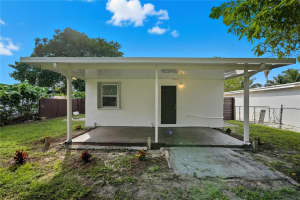 409 N 61st Ter, Hollywood, FL 33024 Sold 02/11/26