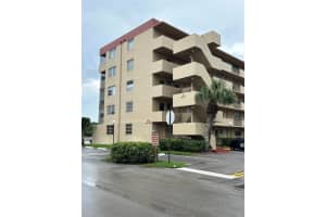 406 Nw 68th Ave 307, Plantation