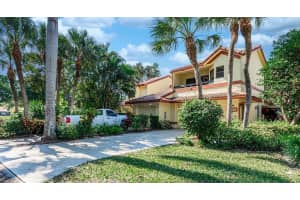 5425 10th Fairway Dr 3, Delray Beach, FL 33484 - MLS#F10538258