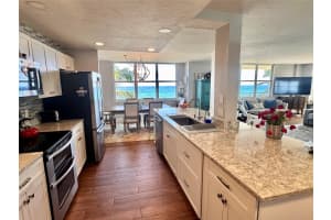 1147 Hillsboro Mile 214, Hillsboro Beach, FL 33062 - MLS#F10538333