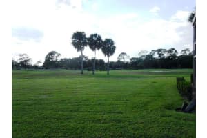 9440 Meadowood Dr 205, Fort Pierce, FL 34951 - MLS#F10538358