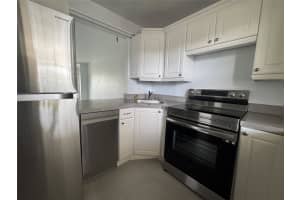 9235A Lagoon Place, Davie, FL 33324 - MLS#F10538362