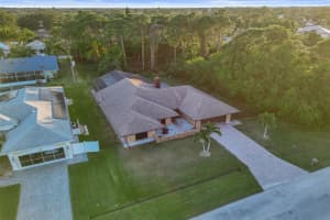 766 Cavern Avenue, Port Saint Lucie, FL 34983 - MLS#F10538366