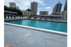 600 Parkview Drive, Hallandale Beach, FL 33009 - MLS#F10538371