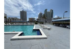 600 Parkview Drive, Hallandale Beach, FL 33009 - MLS#F10538371