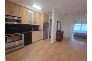 2131 NE 42nd Ct 208E, Lighthouse Point, FL 33064 - MLS#F10538398