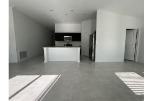 216 Hayley St, Winter Haven, FL 33884 - MLS#F10538411