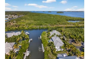 2175 7th Ave, Vero Beach, FL 32962 - MLS#F10538456