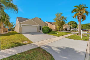 8600 Floralwood Dr, Boca Raton, FL 33433 - MLS#F10538464