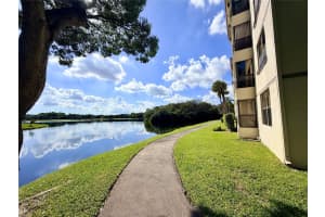 2907 Carambola Cir S 201, Coconut Creek, FL 33066 - MLS#F10538481