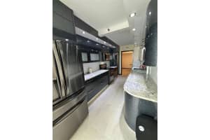 19707 Turnberry Way, Miami, FL 33180 - MLS#F10538563