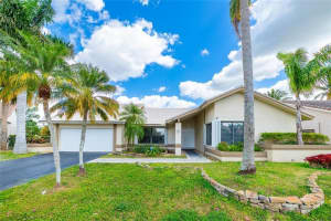 1260 Nw 101st Avenue, Plantation, Fl 33322, Plantation