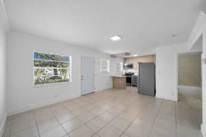 110 SE 2nd St 103, Hallandale Beach, FL 33009 - MLS#F10538668