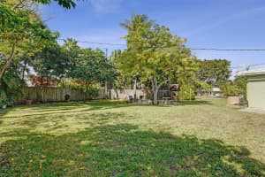 2417 NW 6th Ave, Wilton Manors, FL 33311 - MLS#F10538690