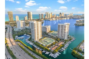 3530 Mystic Pointe Dr 3310, Aventura