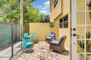 744 NE 14th Ave 4, Fort Lauderdale, FL 33304 Sold 01/09/26