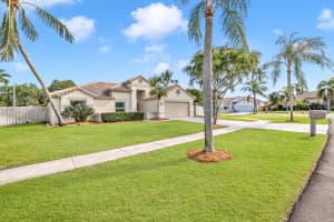 24 Dogwood Circle, Boynton Beach, FL 33436 - MLS#F10538736