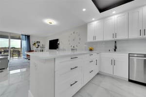 3980 Oaks Clubhouse Drive, Pompano Beach, FL 33069 Sold 01/08/26