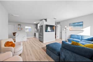 561 NE 61st St, Oakland Park, FL 33334 - MLS#F10538792