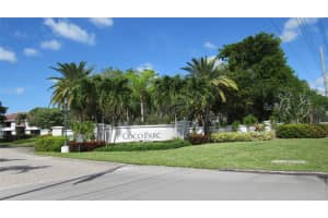 701 Lyons Rd 13104, Coconut Creek, FL 33063 - MLS#F10538794