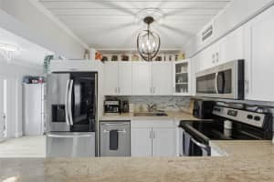 807 Ocean Avenue, Lantana, FL 33462 - MLS#F10538806