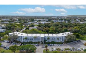 1032 Oakridge D 1032, Deerfield Beach, FL 33442, Deerfield Beach, FL 33442 - MLS#F10538833