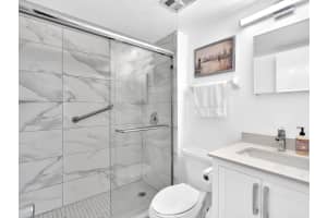 109 Royal Park Dr 2F, Oakland Park, FL 33309 - MLS#F10538834