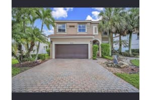 16848 Sw 16th St, Pembroke Pines